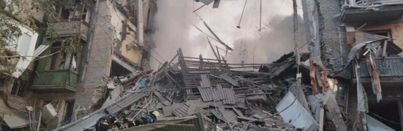 Зруйновані будинки і життя: ворог наніс 7 ракетних ударів по Запоріжжю