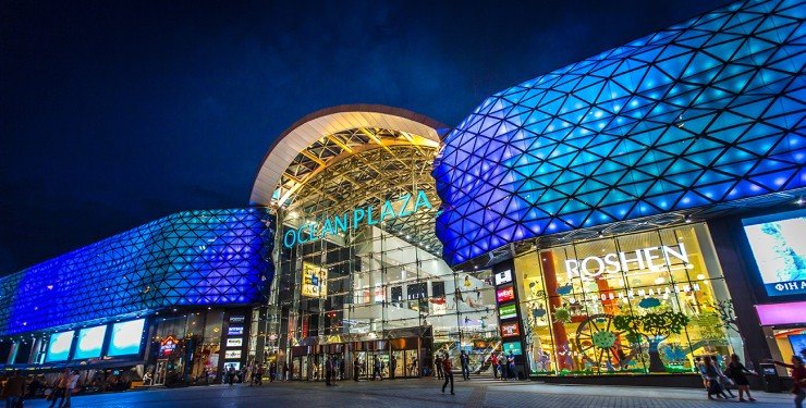 У Києві знову запрацював ТРЦ Ocean Plaza: на честь відкриття роздають квитки у кіно по 1 грн