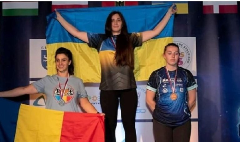 Мешканка Київщини стала чемпіонкою світу з армрестлінгу