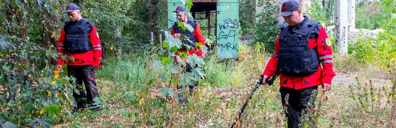 Знаходили вибухівку у дитячому одязі: інтерв’ю із столичним сапером