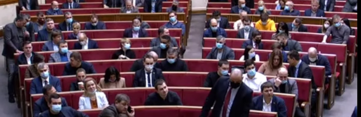 В Україні виробників COVID-вакцин звільнили від відповідальності.