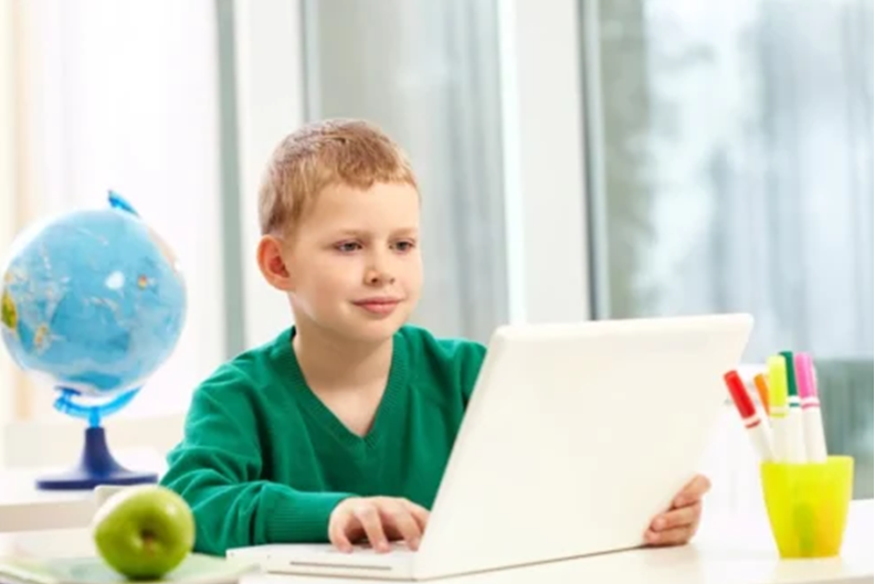 Школи онлайн в Україні